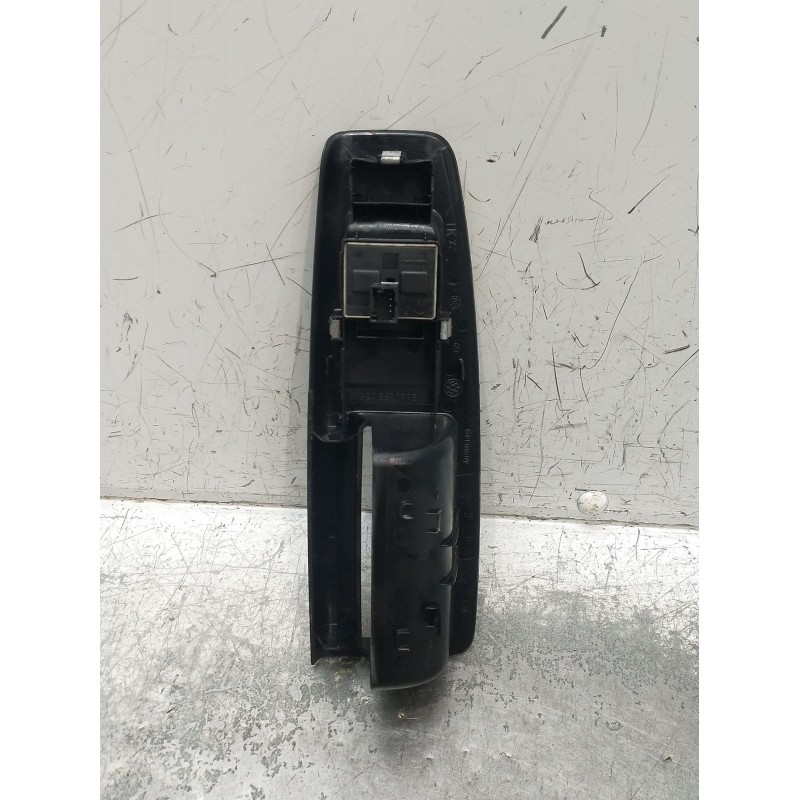 Recambio de mando elevalunas delantero izquierdo para volkswagen polo iv (9n_, 9a_) 1.4 tdi referencia OEM IAM 6Q1867171E  