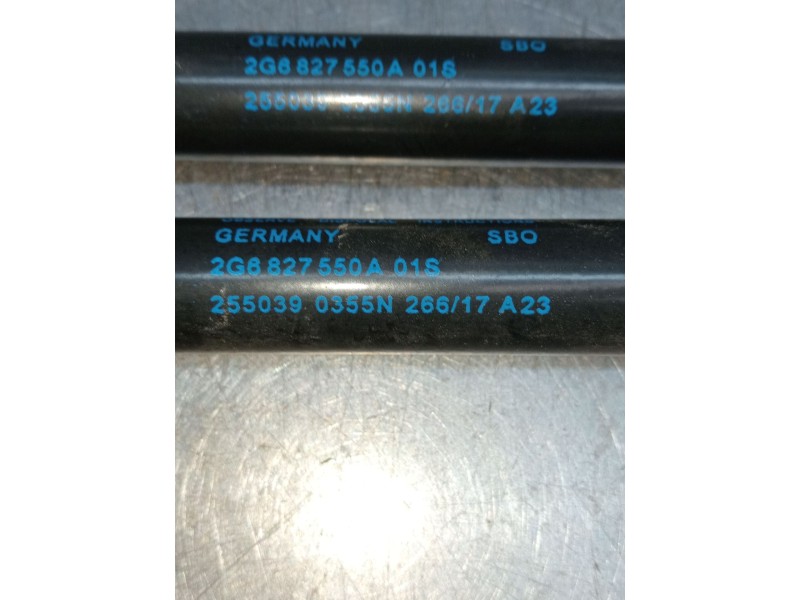 Recambio de amortiguadores maletero / porton para volkswagen polo referencia OEM IAM 2G8827550A  