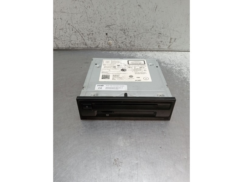 Recambio de sistema navegacion gps para volkswagen polo referencia OEM IAM 3Q0035824C  