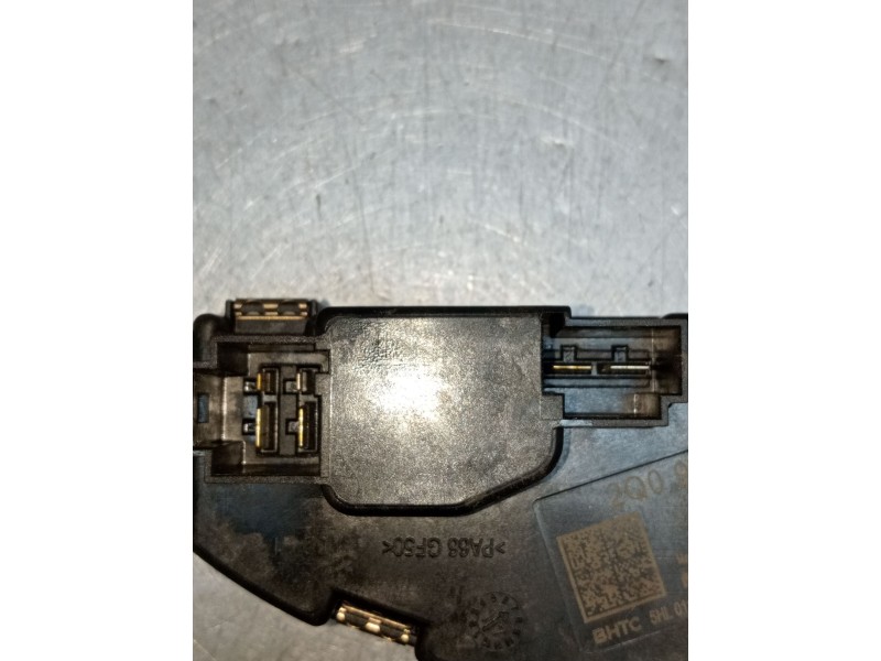 Recambio de resistencia calefaccion para volkswagen polo referencia OEM IAM 2Q0907521 5HL01126666 