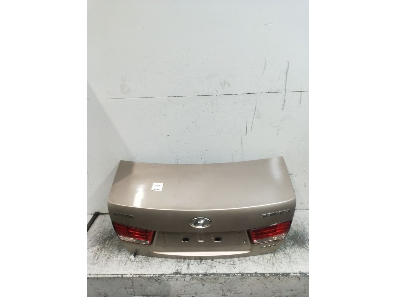 Recambio de tapa maletero para hyundai sonata v (nf) 2.0 crdi referencia OEM IAM  4P 