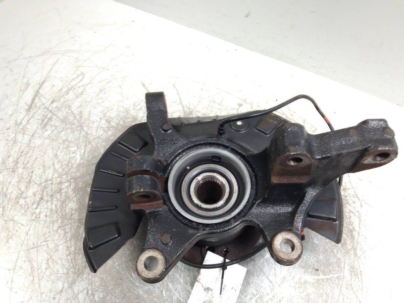 Recambio de mangueta delantera derecha para mercedes vito kombi (639) 2.1 cdi cat referencia OEM IAM   