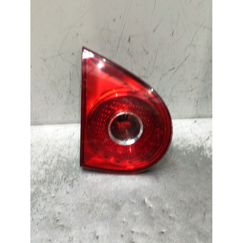 Recambio de piloto trasero izquierdo interior para volkswagen golf v (1k1) 1.9 tdi referencia OEM IAM 945093E23 028500102 