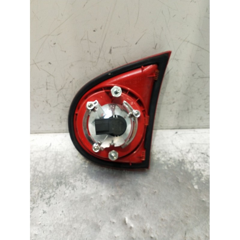 Recambio de piloto trasero izquierdo interior para volkswagen golf v (1k1) 1.9 tdi referencia OEM IAM 945093E23 028500102 