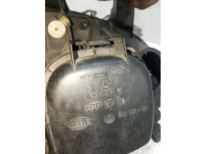 Recambio de faro izquierdo para mercedes-benz clase m (w163) ml 320 (163.154) referencia OEM IAM 1638200749  
