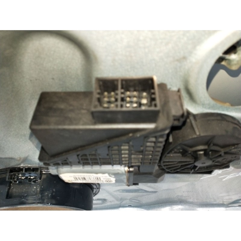 Recambio de elevalunas delantero derecho para volkswagen polo iv (9n_, 9a_) 1.4 tdi referencia OEM IAM 6Y2959801 3P 