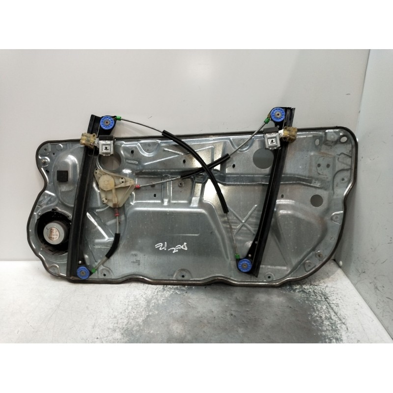Recambio de elevalunas delantero izquierdo para volkswagen polo iv (9n_, 9a_) 1.4 tdi referencia OEM IAM 6Y2959802 3P 