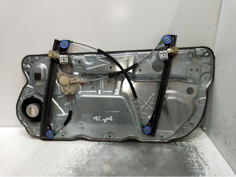 Recambio de elevalunas delantero izquierdo para volkswagen polo iv (9n_, 9a_) 1.4 tdi referencia OEM IAM 6Y2959802 3P 