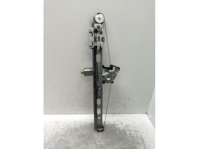 Recambio de elevalunas trasero derecho para mercedes-benz clase m (w163) ml 320 (163.154) referencia OEM IAM 9137041099284 5P 