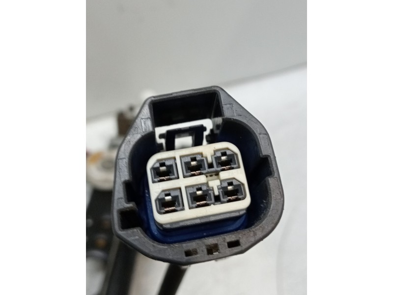 Recambio de elevalunas delantero izquierdo para ford focus ii descapotable 2.0 tdci referencia OEM IAM   