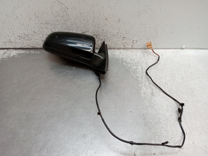 Recambio de retrovisor derecho para audi a4 b7 (8ec) 3.0 tdi quattro referencia OEM IAM  ELÉCTRICO 1 ENCHUFE 5 CABLES