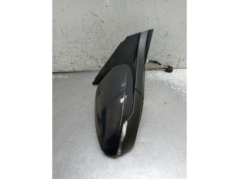 Recambio de retrovisor derecho para volkswagen polo referencia OEM IAM  ELÉCTRICO 1 ENCHUFE 12 CABLES