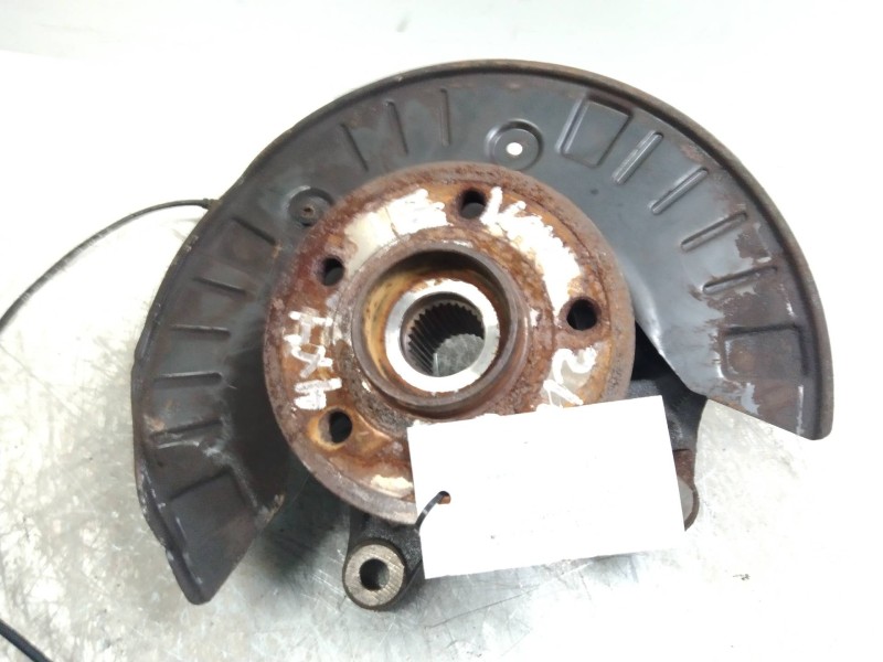 Recambio de mangueta delantera izquierda para mercedes vito kombi (639) 2.1 cdi cat referencia OEM IAM   