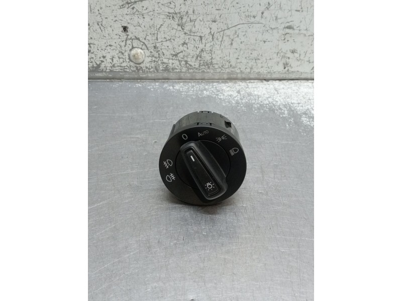 Recambio de mando luces para volkswagen polo referencia OEM IAM 5G0941431R  