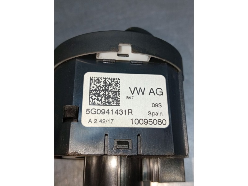 Recambio de mando luces para volkswagen polo referencia OEM IAM 5G0941431R  