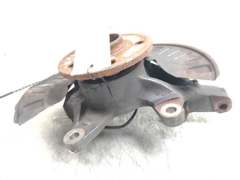 Recambio de mangueta delantera izquierda para mercedes vito kombi (639) 2.1 cdi cat referencia OEM IAM   