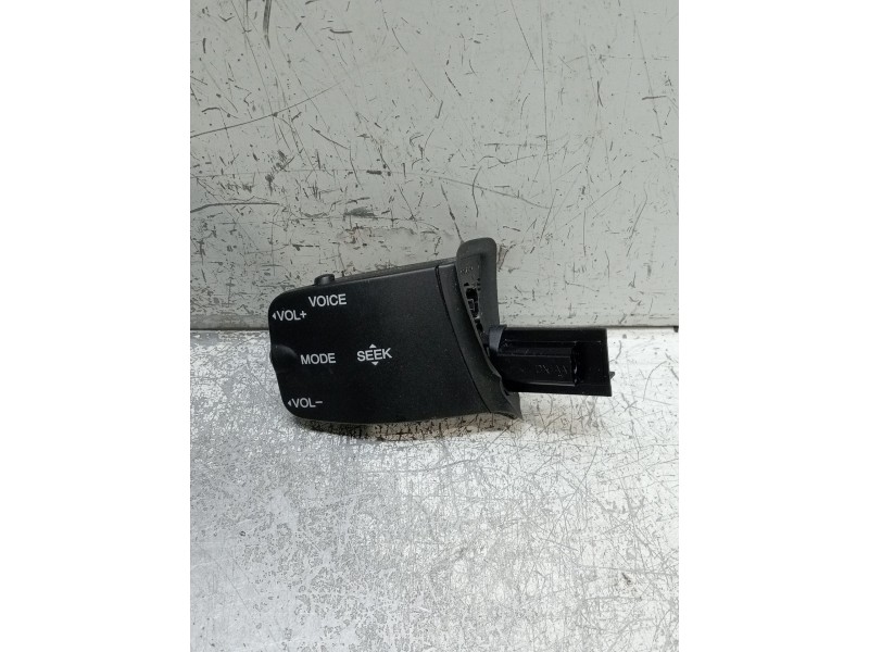 Recambio de mando multifuncion para ford focus ii descapotable 2.0 tdci referencia OEM IAM   