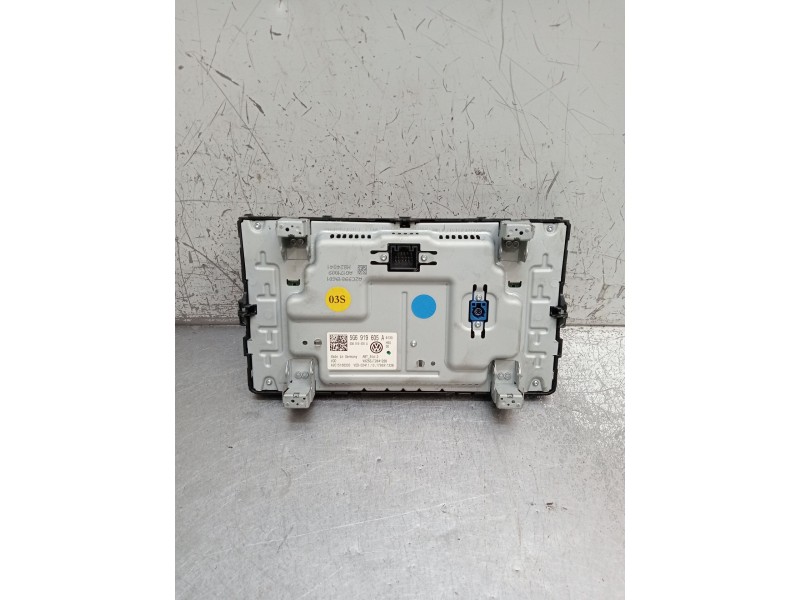 Recambio de pantalla multifuncion para volkswagen polo referencia OEM IAM 5G6919605A A2C15166200 