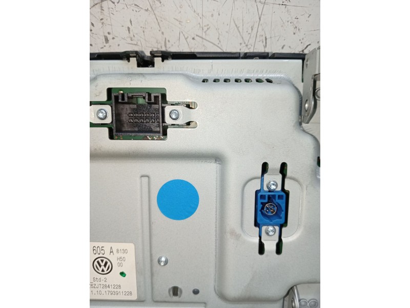 Recambio de pantalla multifuncion para volkswagen polo referencia OEM IAM 5G6919605A A2C15166200 