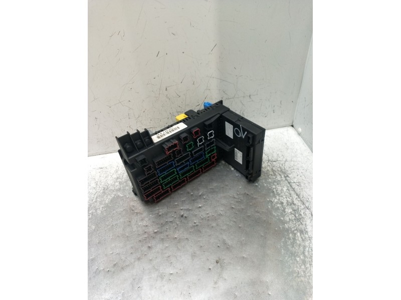 Recambio de caja reles / fusibles para mercedes-benz clase m (w163) ml 320 (163.154) referencia OEM IAM 560108013370  