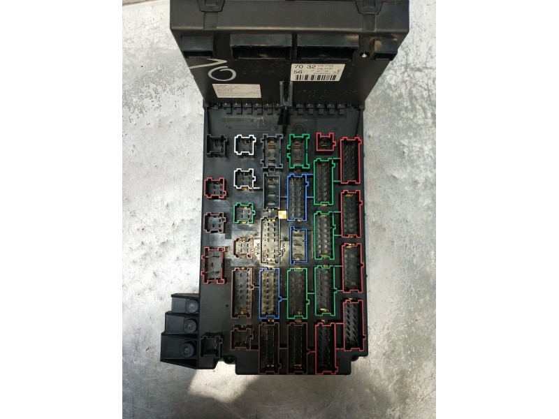 Recambio de caja reles / fusibles para mercedes-benz clase m (w163) ml 320 (163.154) referencia OEM IAM 560108013370  