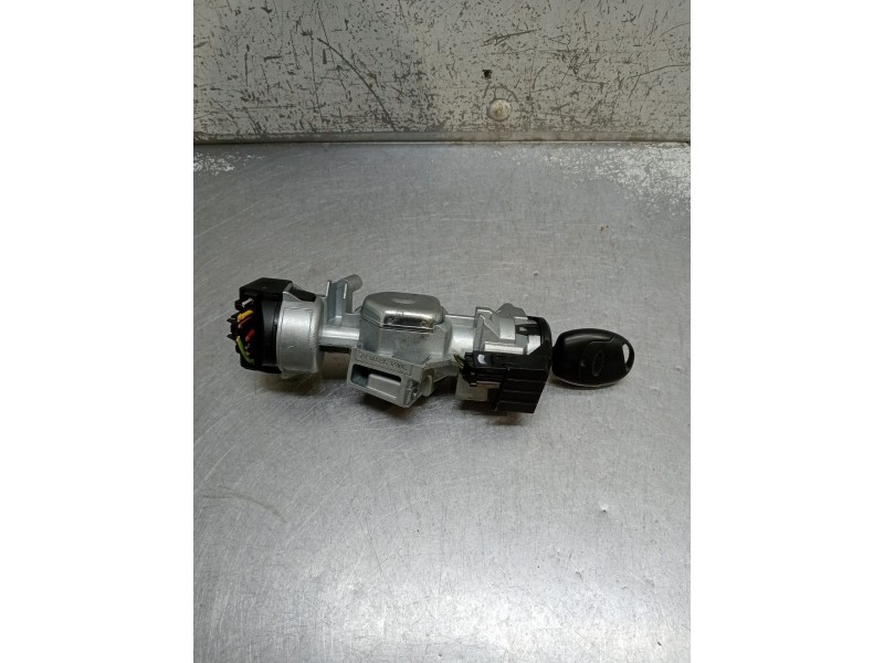 Recambio de conmutador de arranque para ford focus ii descapotable 2.0 tdci referencia OEM IAM 3M513F880AC  
