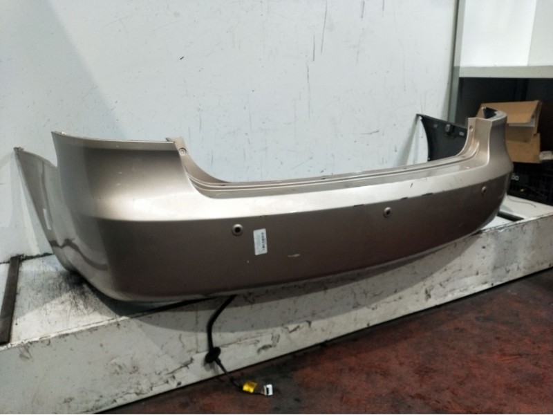 Recambio de paragolpes trasero para hyundai sonata v (nf) 2.0 crdi referencia OEM IAM   