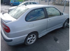 seat cordoba berlina (6k2) del año 2002 2