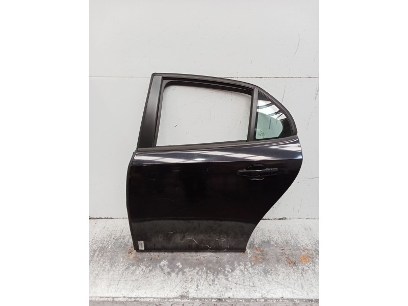 Recambio de puerta trasera izquierda para saab 9-3 sport sedán aero referencia OEM IAM   