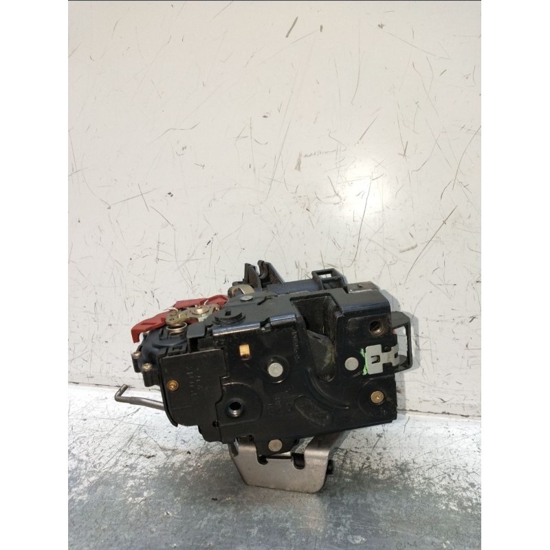 Recambio de motor cierre centralizado trasero izquierdo para audi a4 b6 avant (8e5) 2.0 referencia OEM IAM 8E0839015C  
