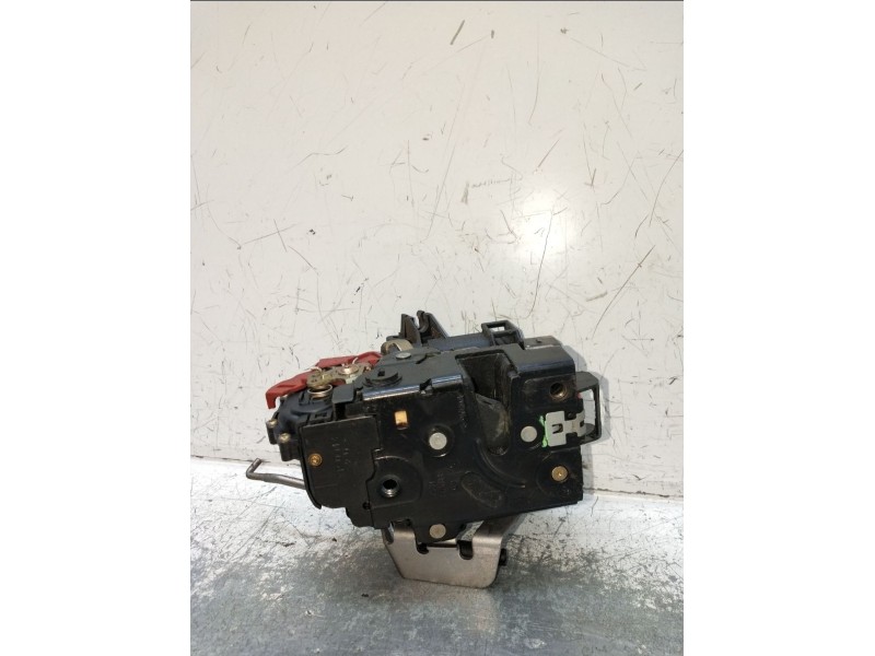 Recambio de motor cierre centralizado trasero izquierdo para audi a4 b6 avant (8e5) 2.0 referencia OEM IAM 8E0839015C  
