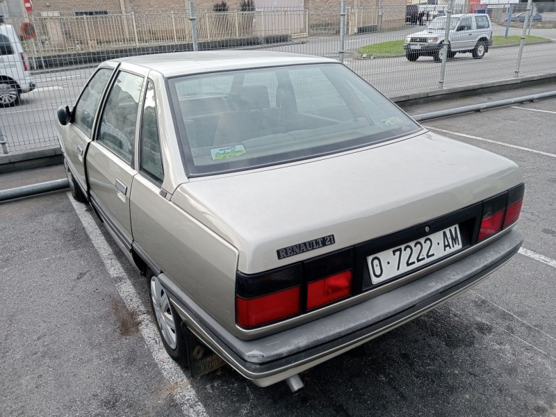 renault 21 sedán (l48_) del año 1988 renault 21 sedán (l48_) del año 1988
