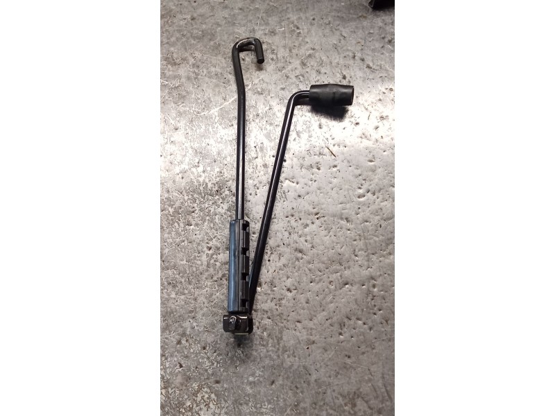 Recambio de gato para volkswagen polo referencia OEM IAM 2Q0011031TS3  