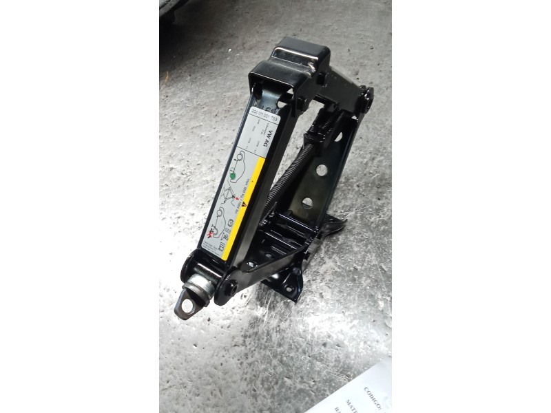 Recambio de gato para volkswagen polo referencia OEM IAM 2Q0011031TS3  