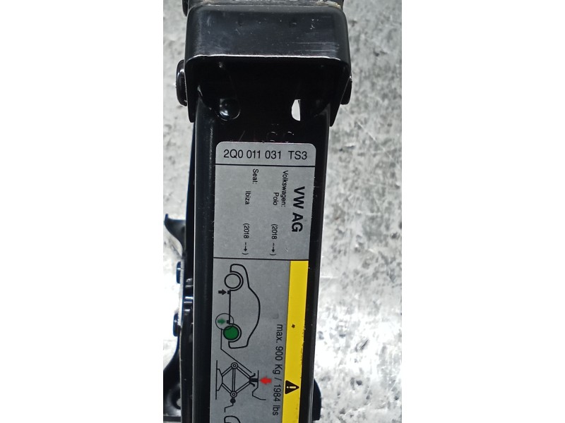 Recambio de gato para volkswagen polo referencia OEM IAM 2Q0011031TS3  