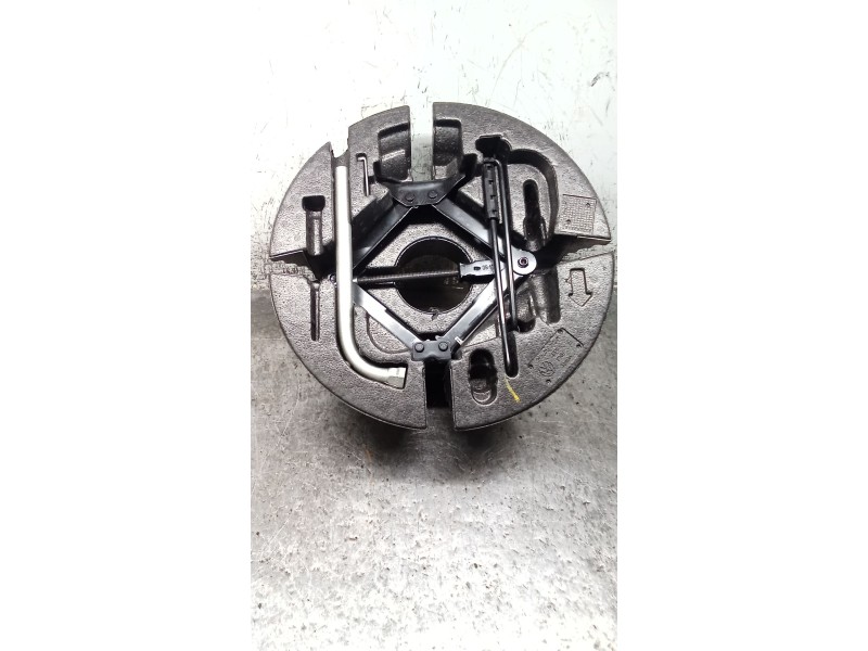 Recambio de gato para volkswagen polo referencia OEM IAM 2Q0011031TS3  