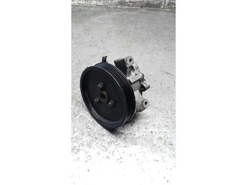 Recambio de bomba direccion para mercedes-benz clase c t-model (s203) c 220 cdi (203.206) referencia OEM IAM A6112300115  