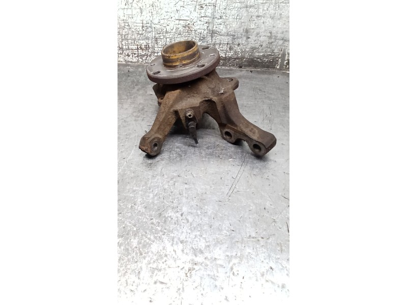 Recambio de mangueta delantera izquierda para renault kangoo (kc0/1_) 1.5 dci (kc07) referencia OEM IAM   