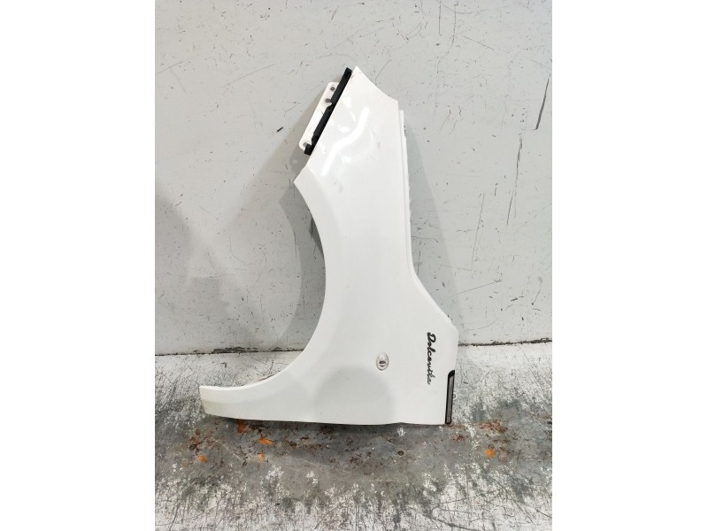 Recambio de aleta delantera izquierda para fiat 500 312 1.0 hybrid referencia OEM IAM   