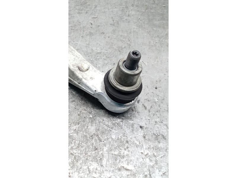 Recambio de brazo suspension inferior delantero izquierdo para audi a5 sportback (8t) 3.0 tdi (150kw) referencia OEM IAM 8K04076