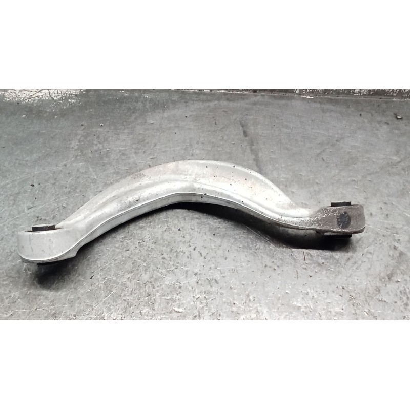 Recambio de brazo suspension superior trasero izquierdo para audi a5 sportback (8t) 3.0 tdi (150kw) referencia OEM IAM 8K0505323