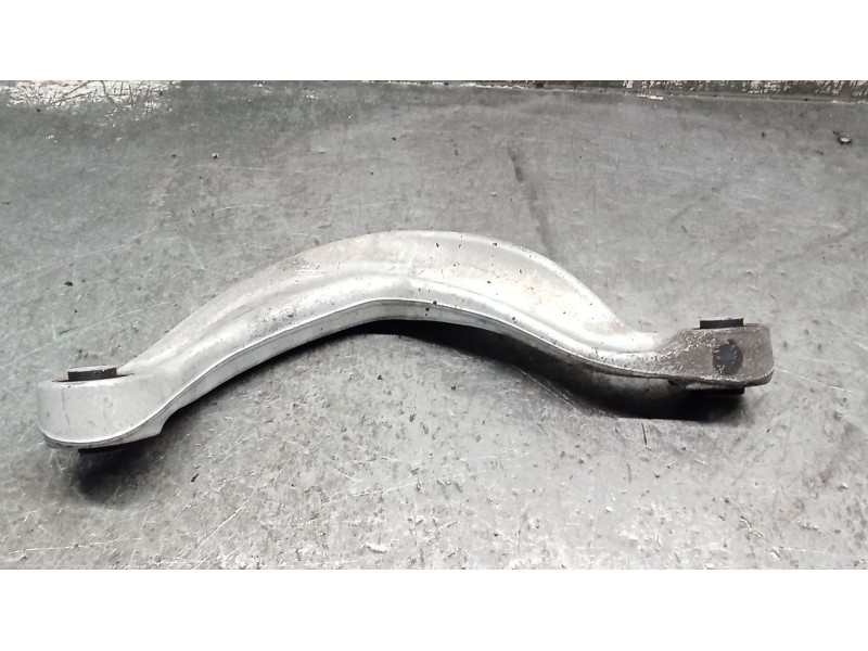 Recambio de brazo suspension superior trasero izquierdo para audi a5 sportback (8t) 3.0 tdi (150kw) referencia OEM IAM 8K0505323