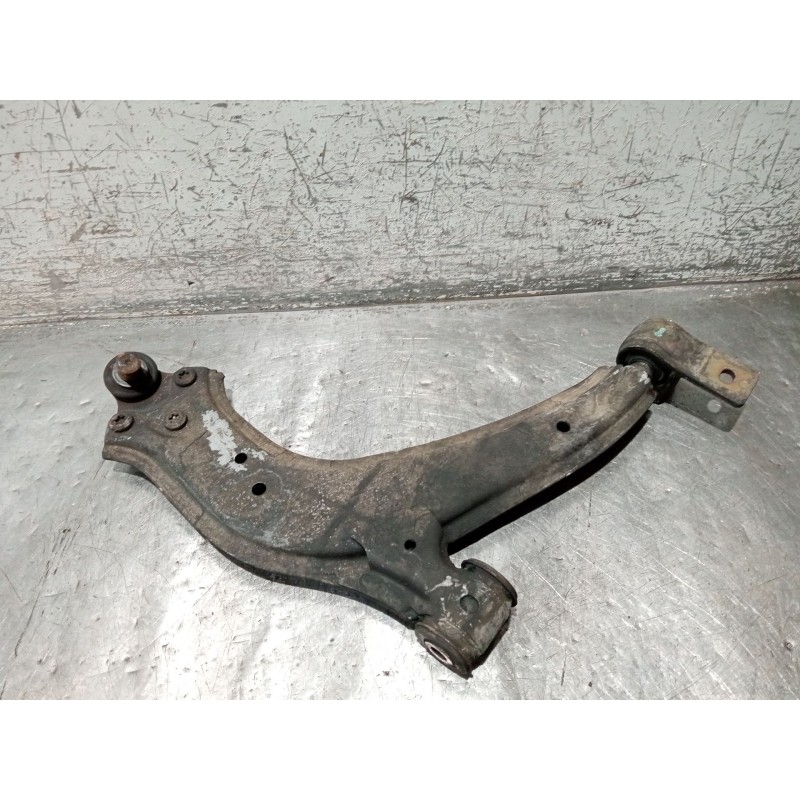 Recambio de brazo suspension inferior delantero derecho para peugeot partner monospace (5_, g_) 1.9 d referencia OEM IAM   