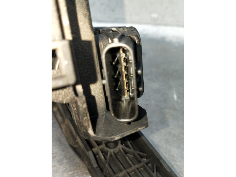 Recambio de potenciometro pedal para volkswagen golf v (1k1) 1.9 tdi referencia OEM IAM 1K1721503P  
