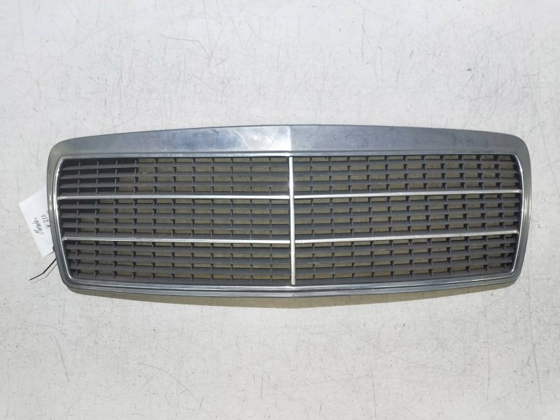 Recambio de rejilla delantera para mercedes clase e (w210) berlina 2.3 16v cat referencia OEM IAM   