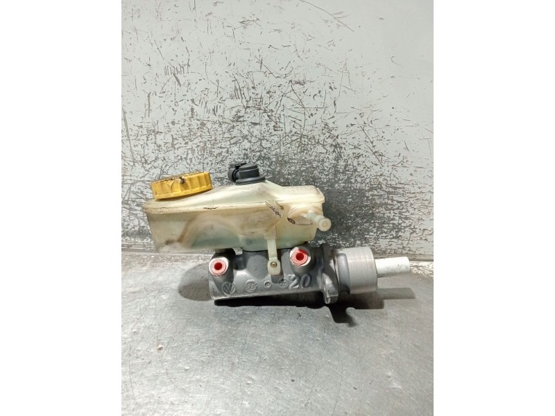 Recambio de bomba freno para volkswagen polo iii (6n1) 50 1.0 referencia OEM IAM 21025599  