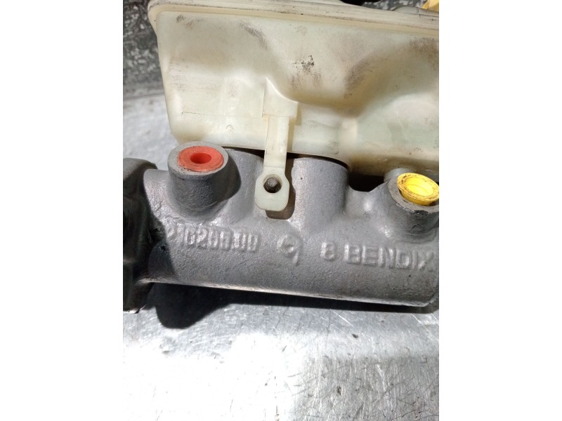 Recambio de bomba freno para volkswagen polo iii (6n1) 50 1.0 referencia OEM IAM 21025599  