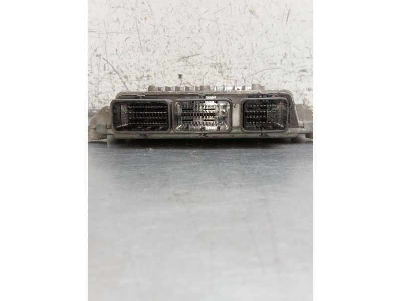 Recambio de centralita motor uce para volvo v50 (545) 2.0 d referencia OEM IAM 5WS40212GT 30729518 