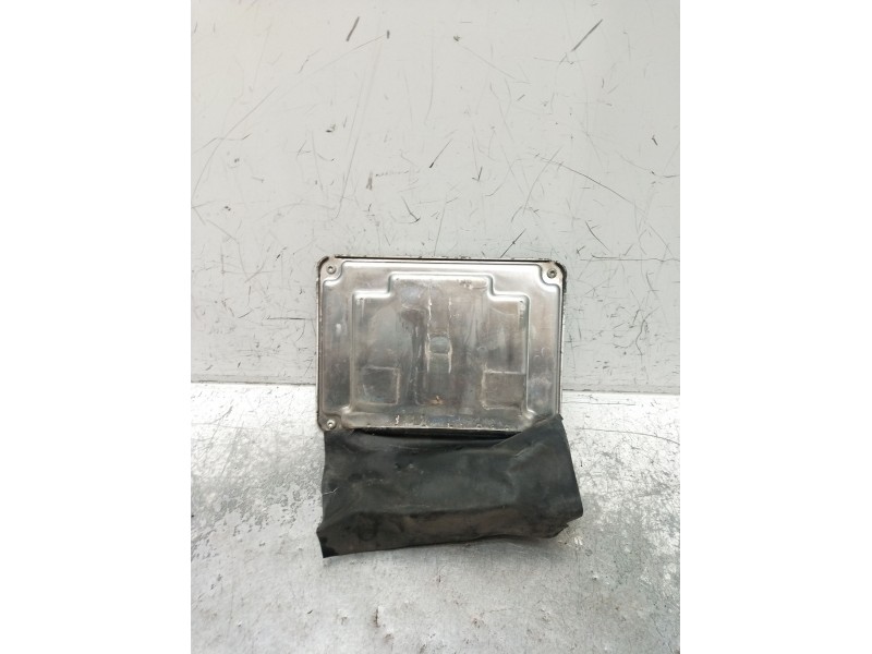 Recambio de centralita motor uce para seat leon (1m1) 1.9 tdi referencia OEM IAM 0281011997 038906012JJ 