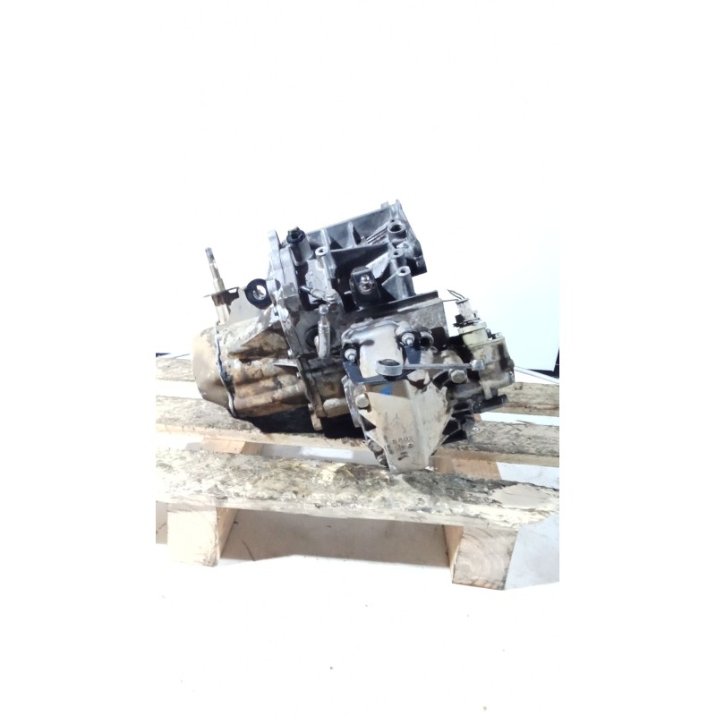 Recambio de caja cambios para peugeot partner monospace (5_, g_) 1.9 d referencia OEM IAM 20TE20 5v 1864441